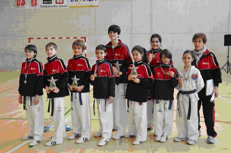 Peque&ntilde;os y Mayores realizan un gran Open de Gald&aacute;cano